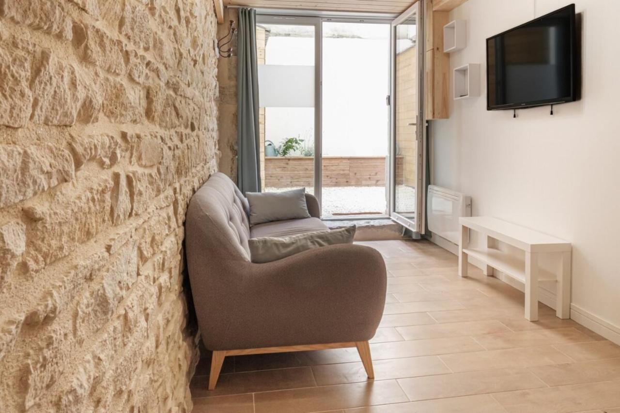 The Charming Little Duguesclin 2 People Place Guichard Lyon Extérieur photo